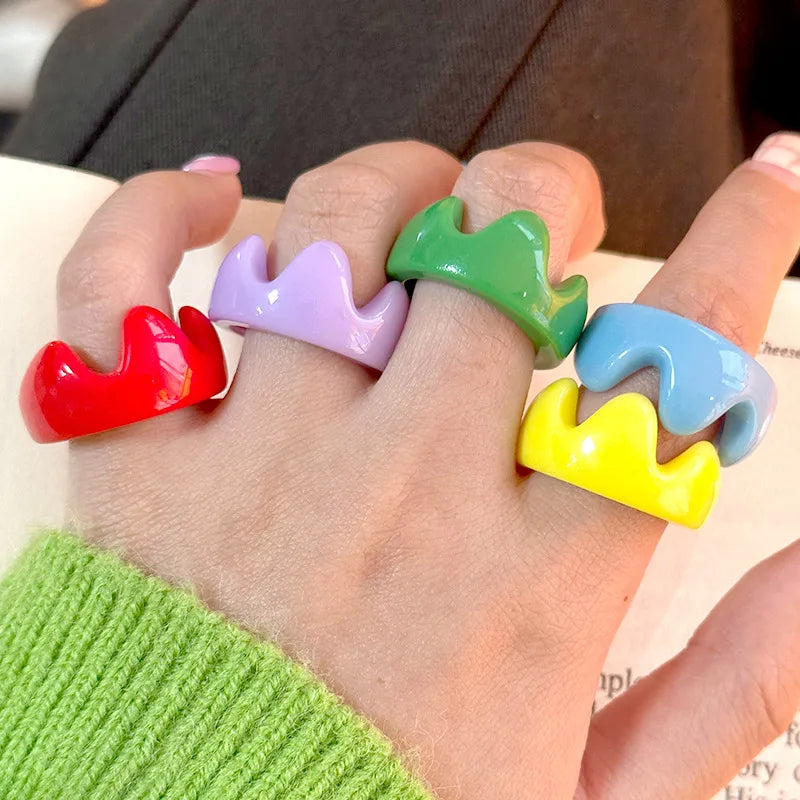 Discover the Allure of Our Fashionable Minimalist Candy Colored Heart-Shaped Ring