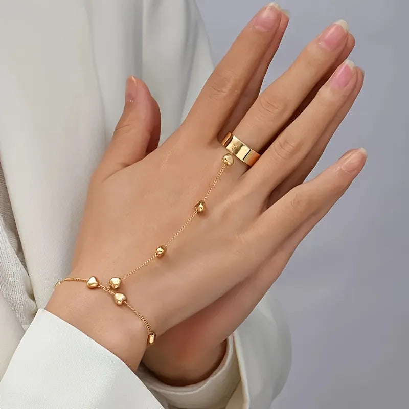 The Elegance of the Simple Alloy Heart-Shaped Beaded Women's Ring Connected Bracelet