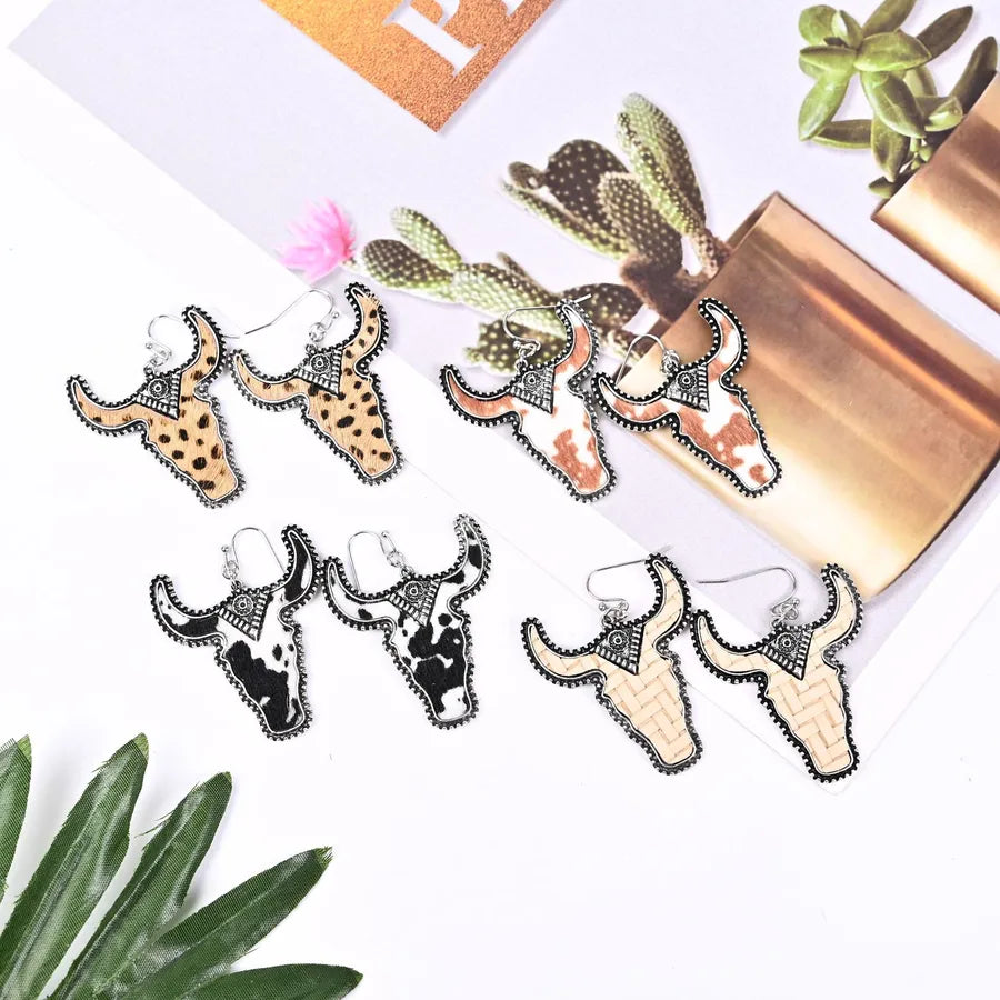 Discover the Bohemian Western Bull Head Ear Cuff: A Unique Jewelry Piece