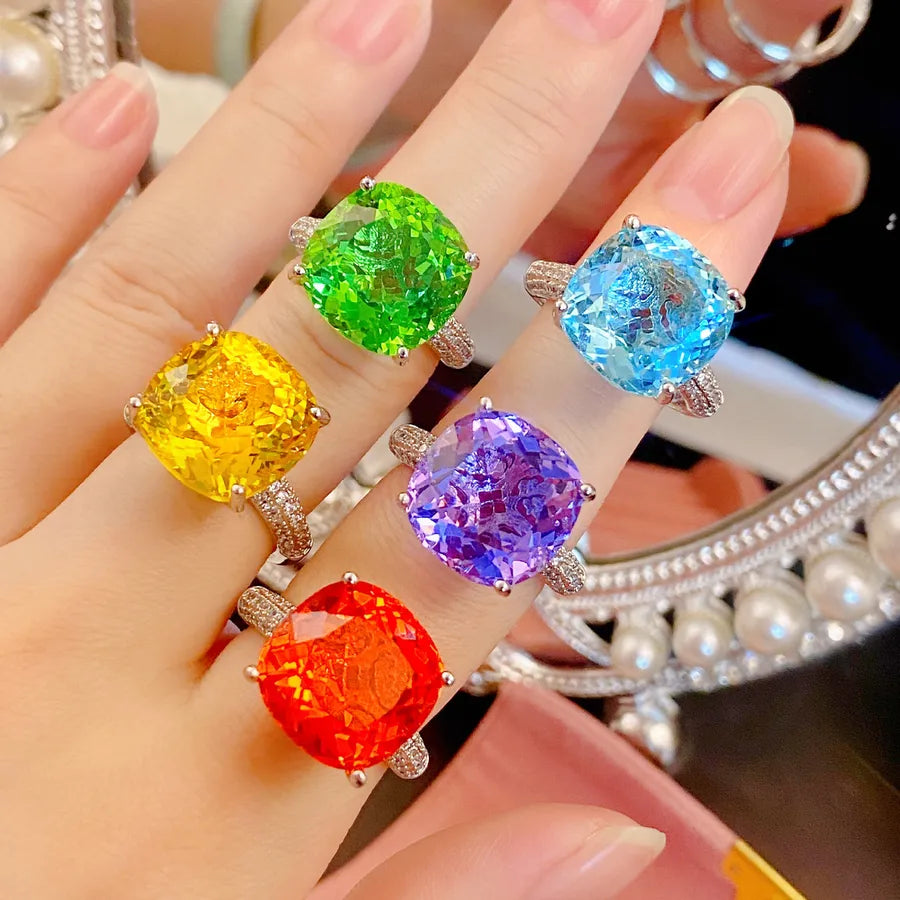 Discover the Elegance of the 15 Carat Ultra Large Fanta Color Para Para Lax Ring