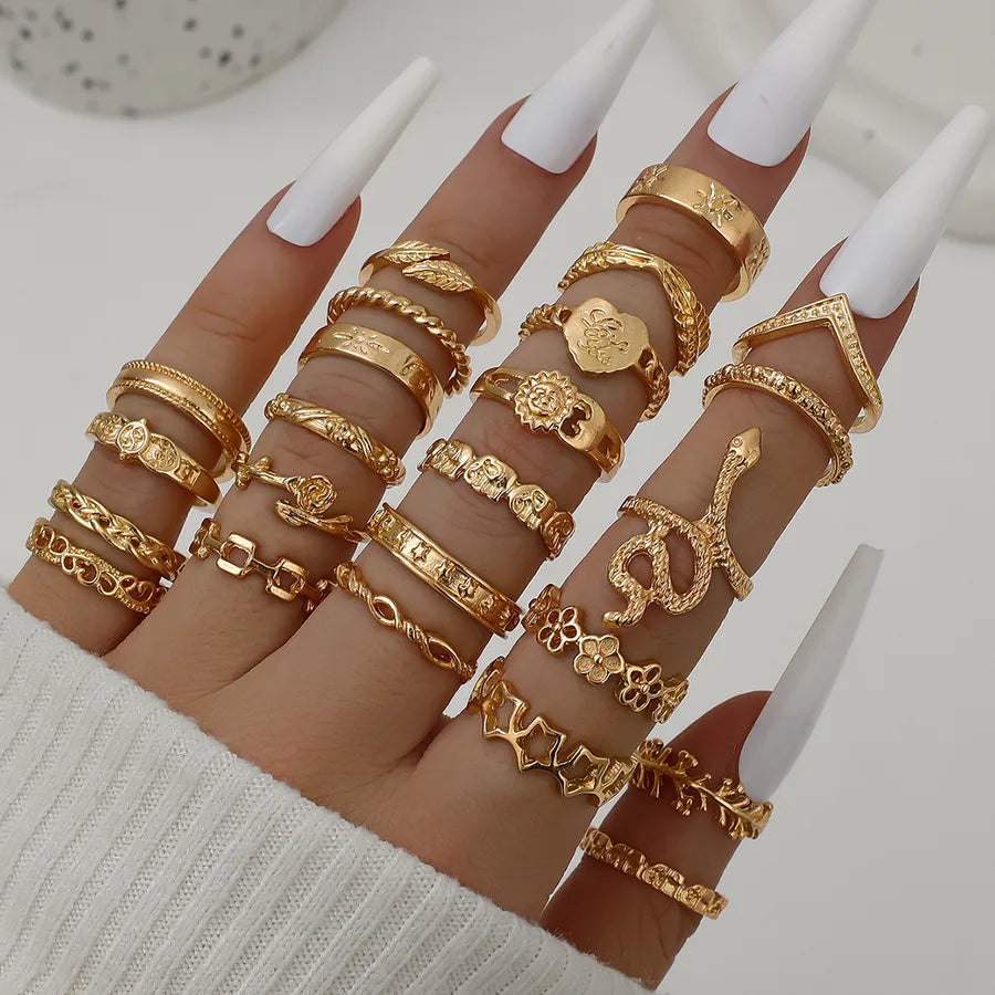 Elevate Your Style with the 25-Piece Ring Set: A Must-Have for Every Woman