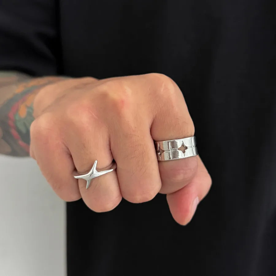 Discover the Style Alloy Ring Set for Men: A Perfect Blend of Luxury and Personality