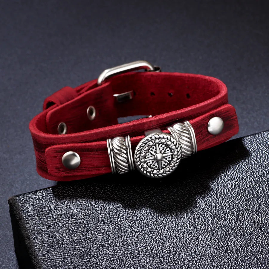 Elevate Your Style with the Minimalist Eight-Pointed Star Bracelet