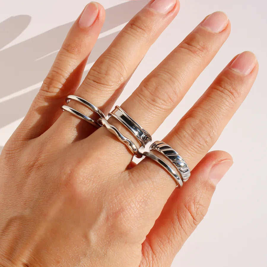 Discover the Elegance of Our Five-Piece Wave Pattern Double Layer Open Rings
