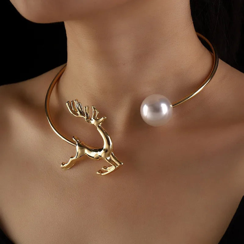 Elevate Your Holiday Style with the Simple Christmas Deer Zinc Alloy Choker