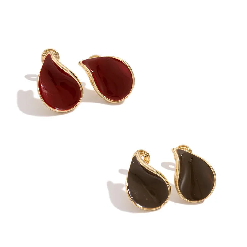 Vintage Coffee Color Water Drop Earrings: A Timeless Accessory for Every Occasion