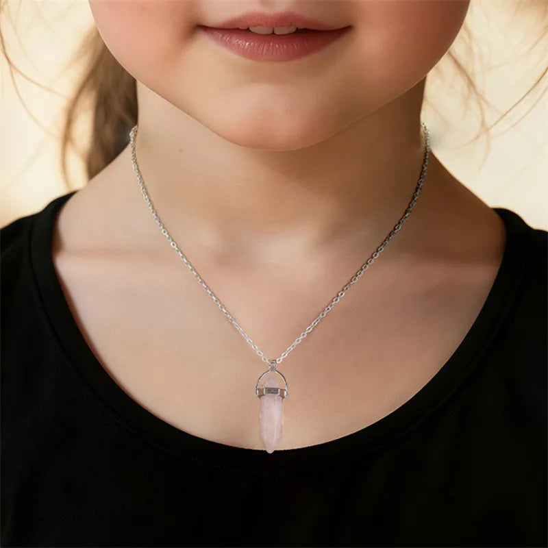 Discover the Elegance of the Yueshan Simple Geometric Rhombus Necklace Set