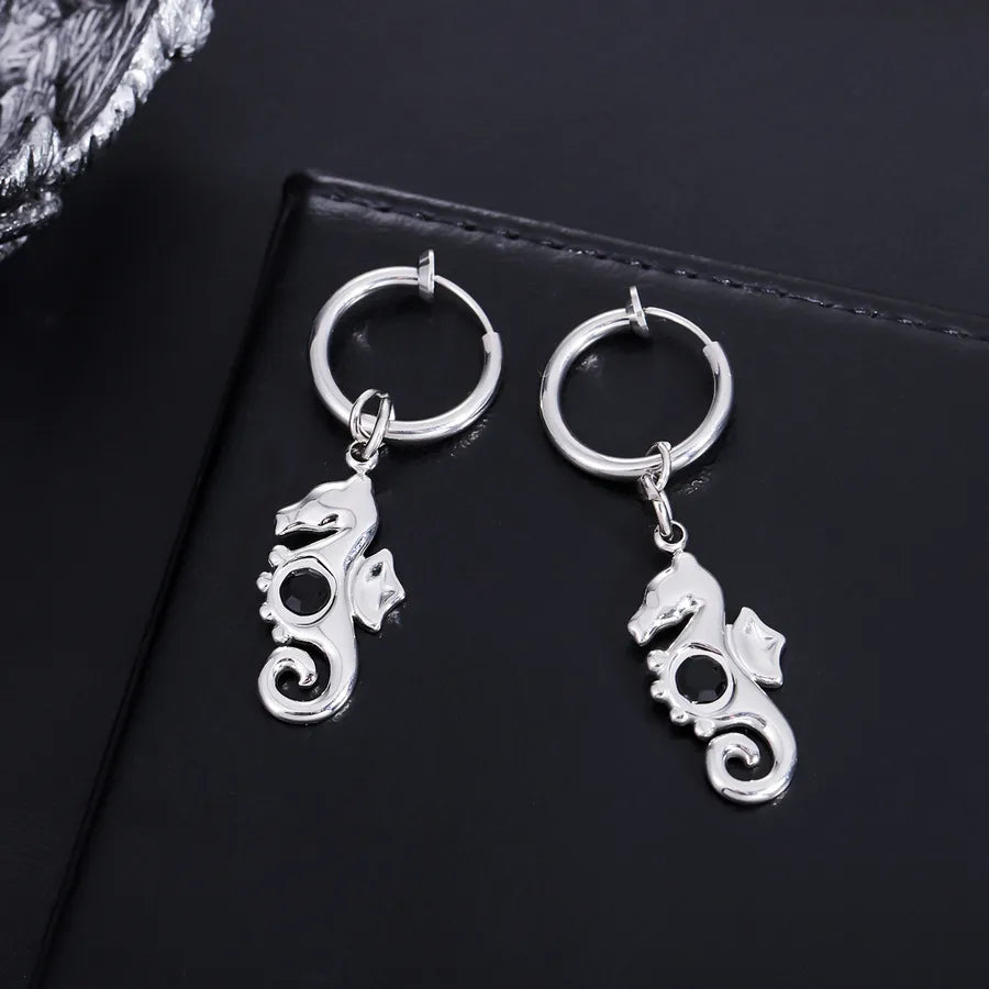 Discover the Elegance of Our Unisex Stainless Steel Sea Horse Shaped Ear Cuff