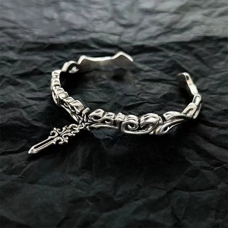 Discover the Elegance of the Thai Antique Silver Vintage Bracelet