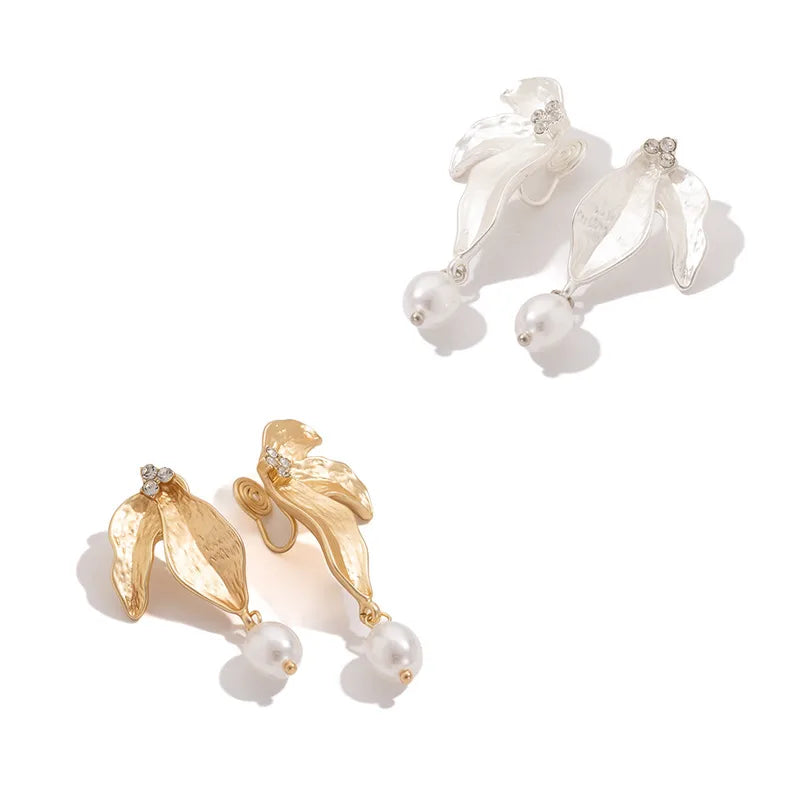 Elevate Your Style with French Leaf Earrings: A Touch of Elegance