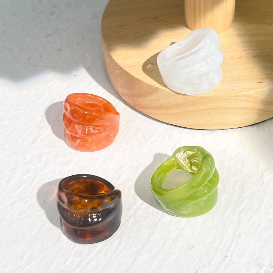 Discover the Elegance of Retro Resin Gradient Small Batch Rings