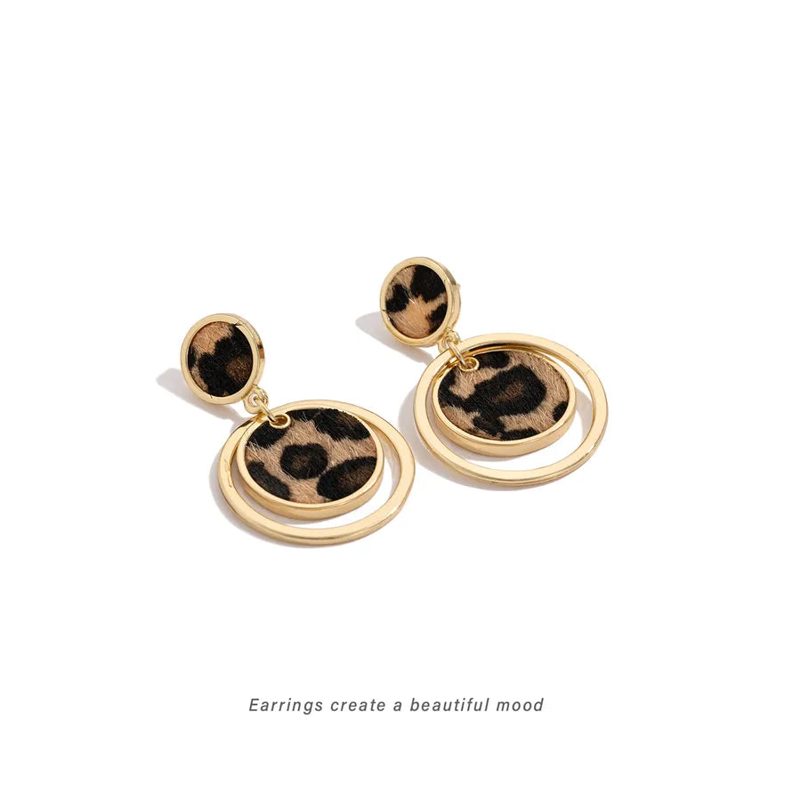 Trendy Millennium Spicy Girl Style Leopard Print Round No Piercing Ear Cuff