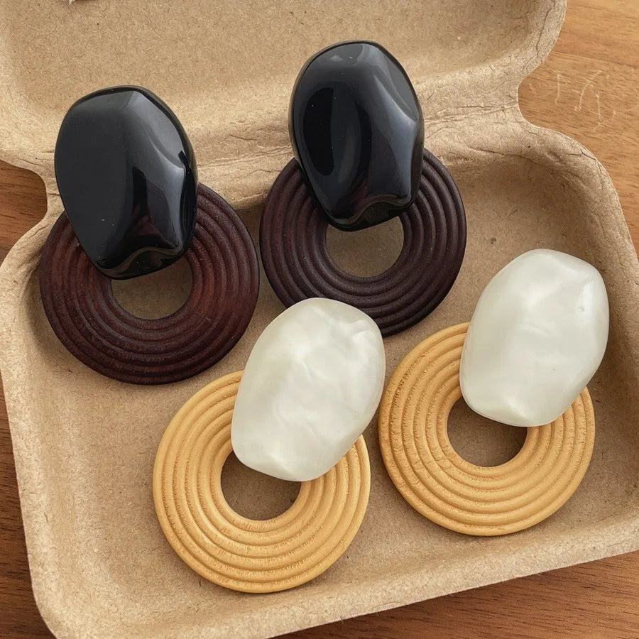 Elevate Your Style with Irregular Hoop Earrings: A Blend of Wood and Resin