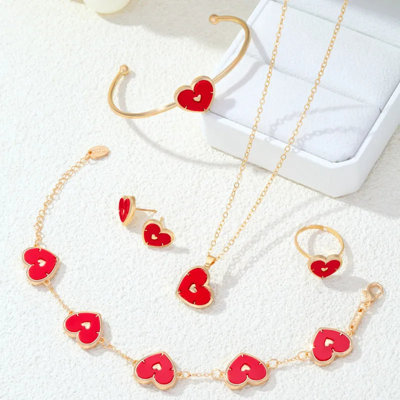 Elevate Your Style with the Fashionable Love Heart Jewelry Set