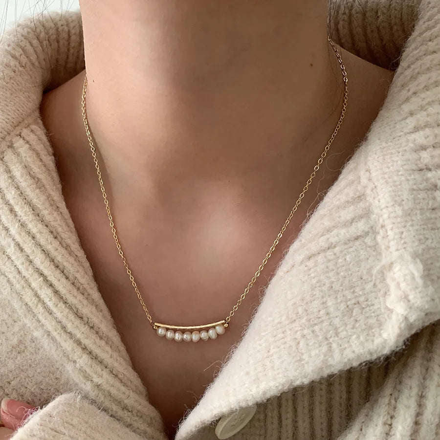 Elevate Your Style with Our Modern Geometric Freshwater Pearl Plating Necklace