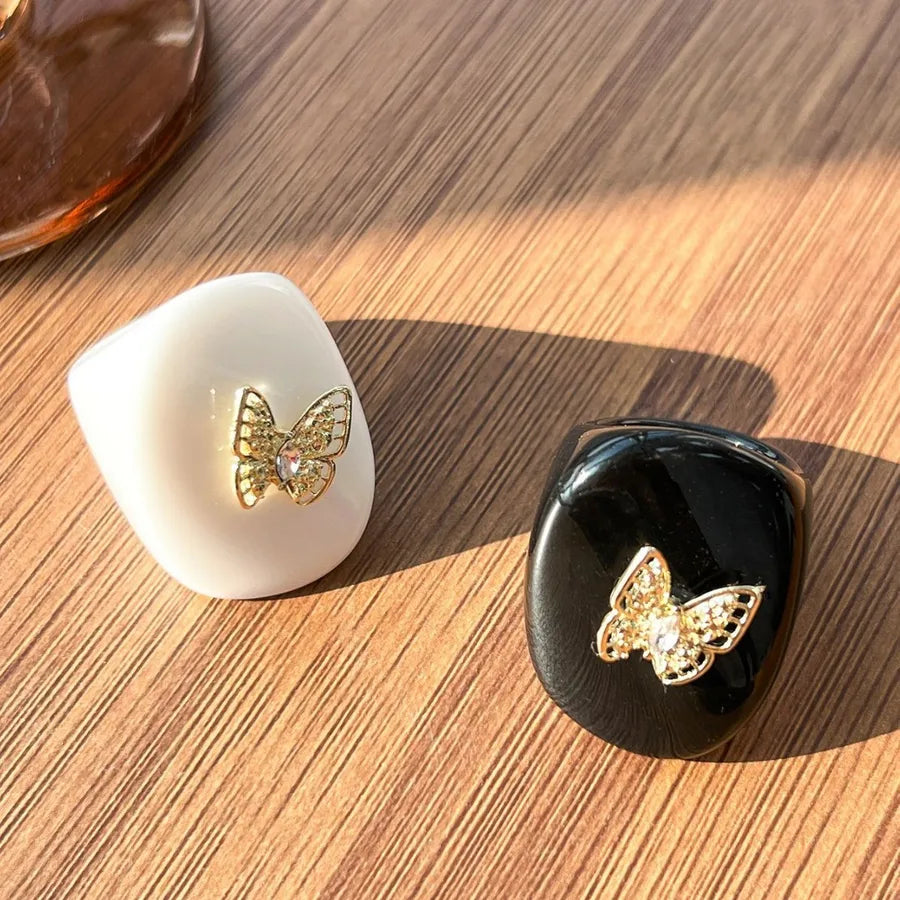 Discover the Elegance of Our Butterfly Knot Hollow Out Ring