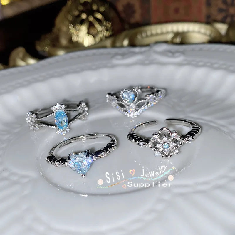 Discover the Elegance of the Small Heart-Shaped Diamond Ring