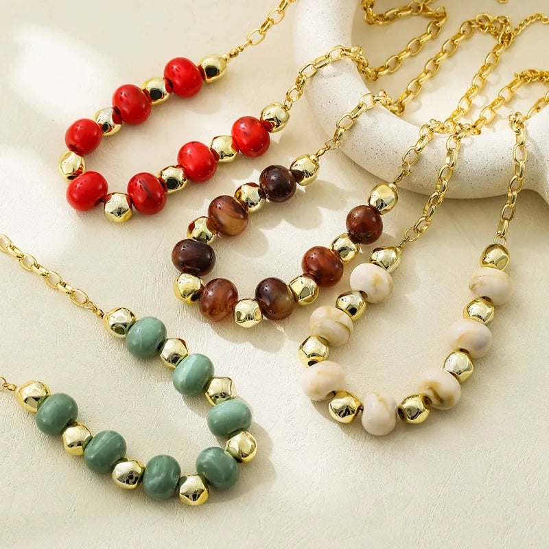Elevate Your Style with the Retro Acrylic Beaded Pendant Necklace