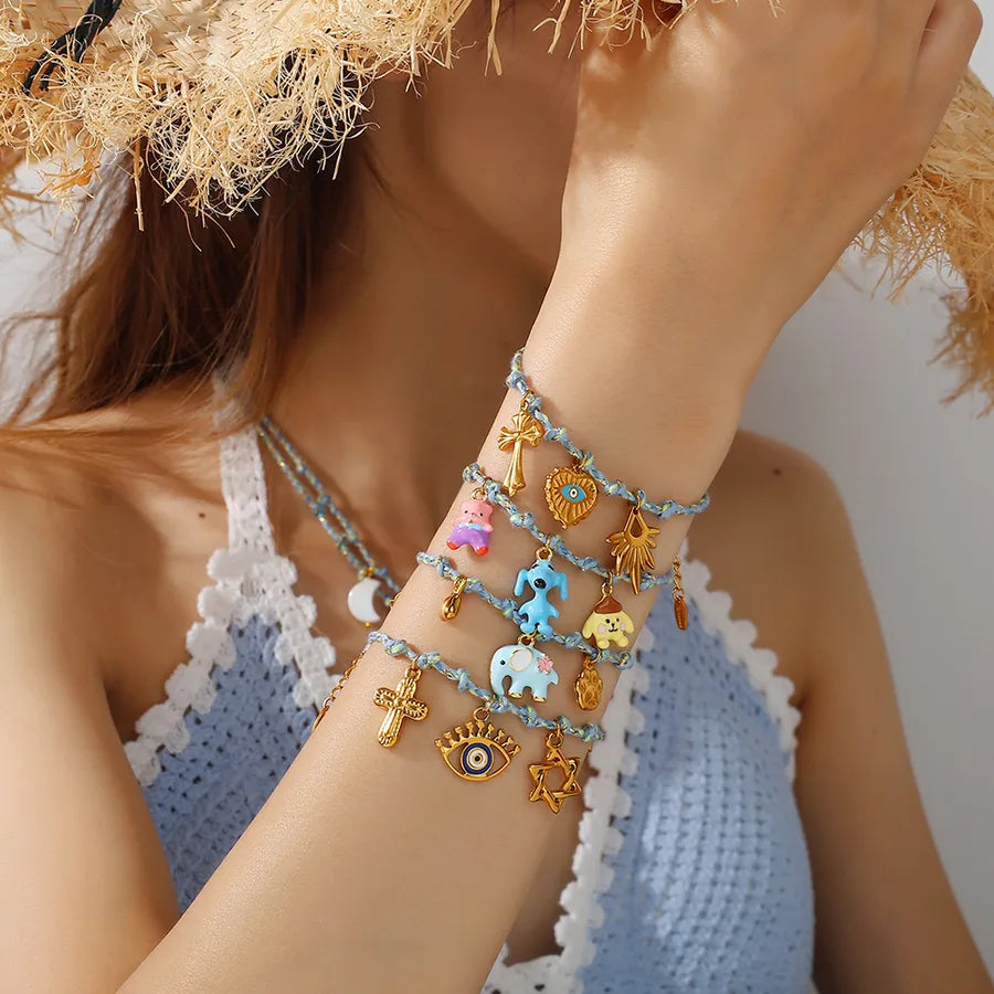 Elevate Your Style with the Fashionable Retro Women's Bracelet Set