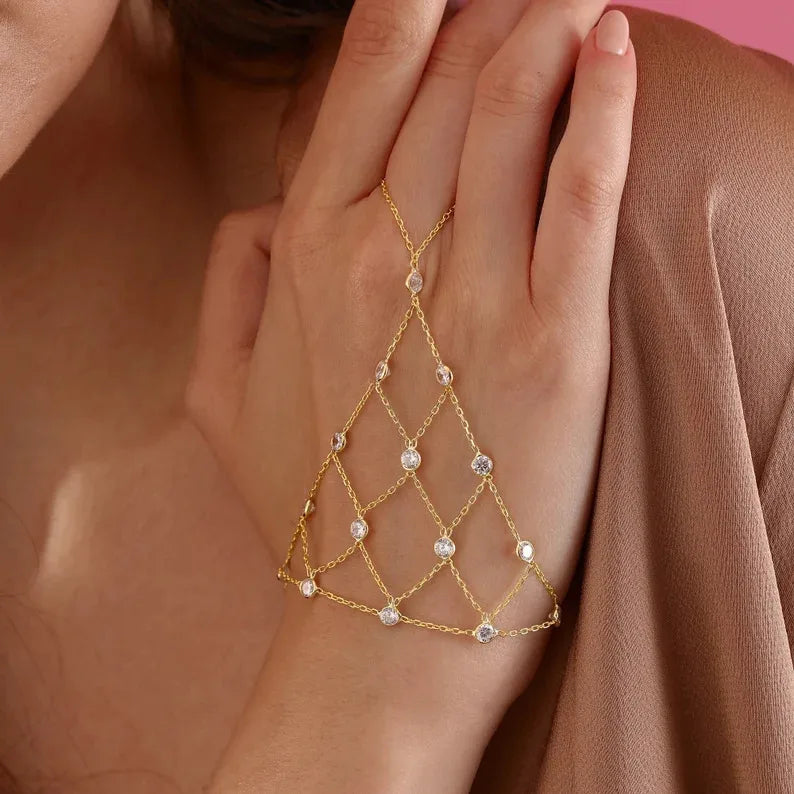 Discover the Exquisite Water Diamond Mesh Linked Finger Bracelet