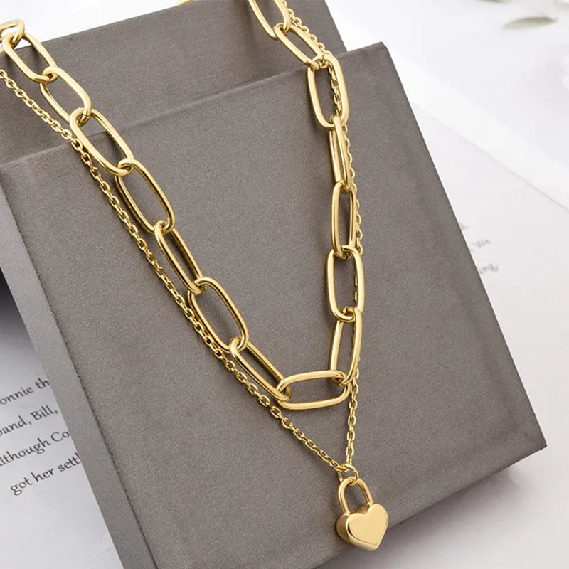 Discover the Elegance of the 18K Gold Plated Hip Hop Inlaid Gold Heart Necklace