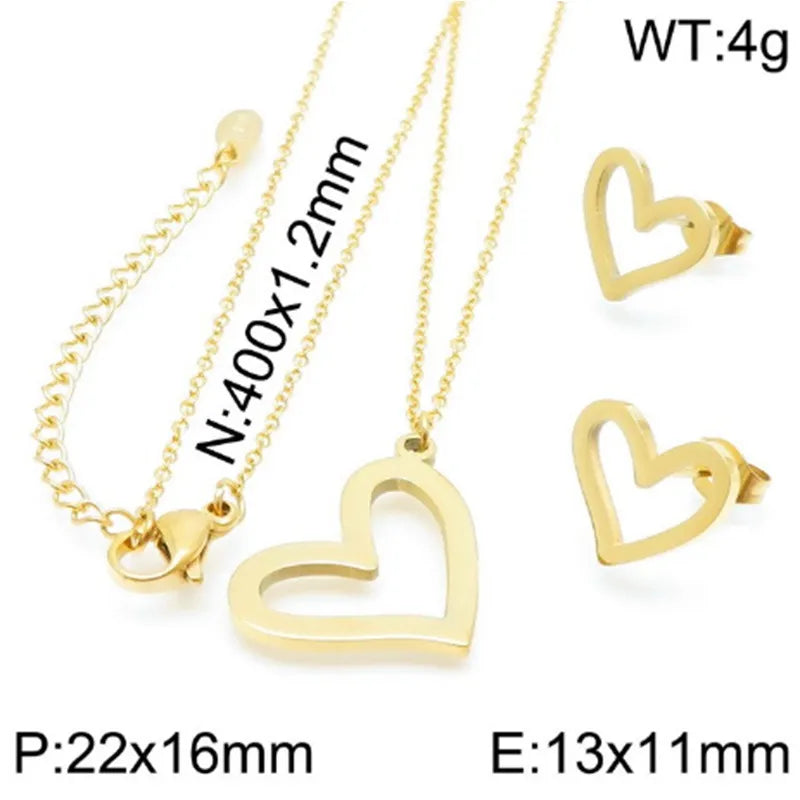 Elevate Your Style with the Vintage Heart Shape Jewelry Set