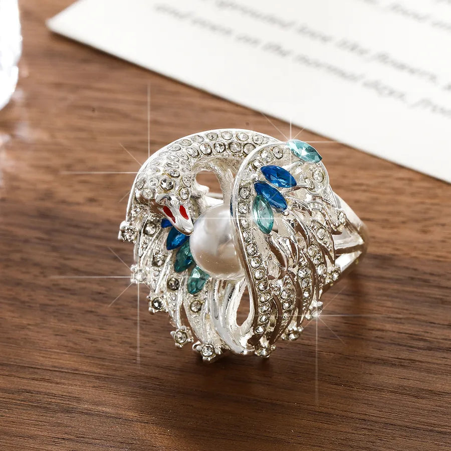 Discover the Elegance of the Fashionable Classic Women's Day Swan Pearl Ring