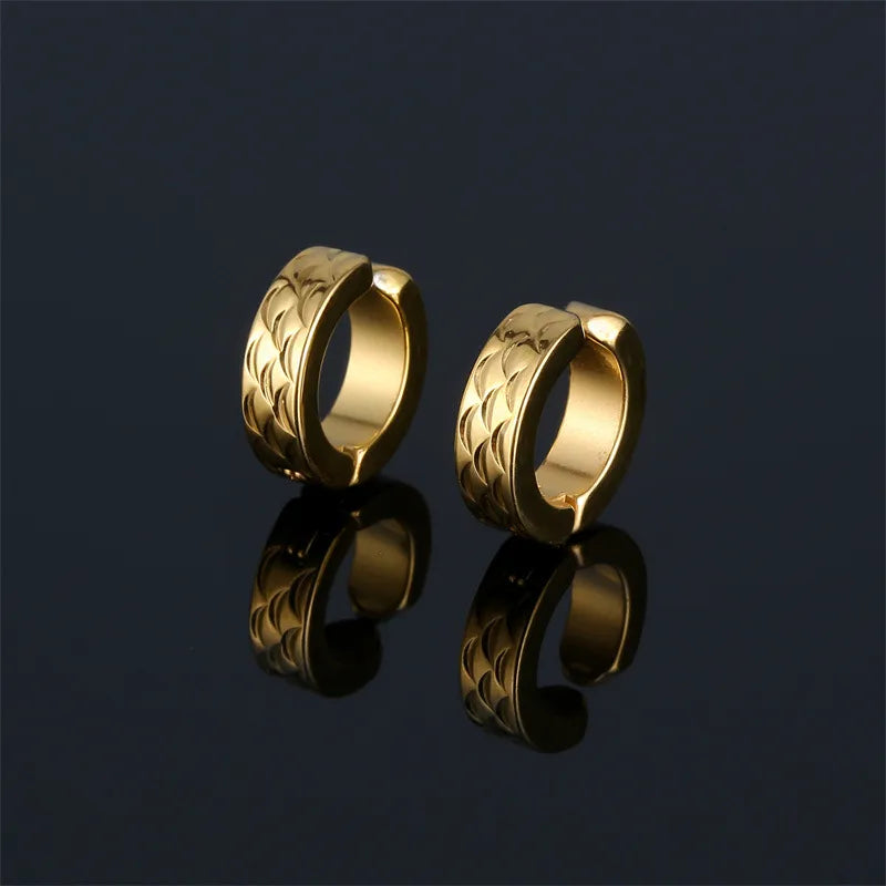 Discover the Elegance of the Stainless Steel Ear Cuff