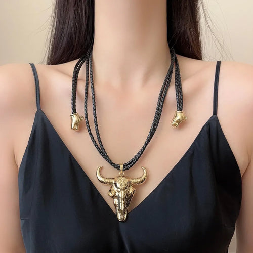 Double Layer Black Rope Exaggerated Bull Head Pendant Long Necklace for Women Autumn Winter Vintage Collarbone Chain