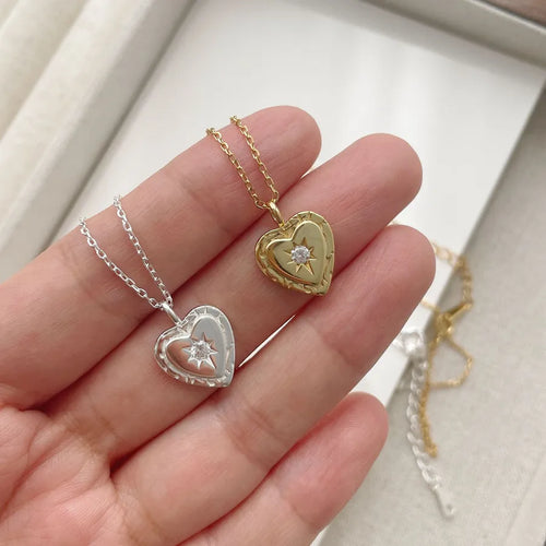 Fashionable S925 Silver Heart Shaped Necklace Women's Zircon Stand Up Clavicle Chain Simple New Style Jewelry Accessory