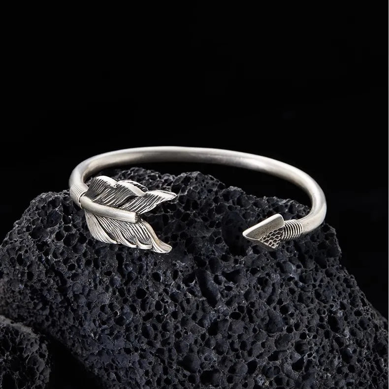 Unveiling the Arrow Feather Open Hand Bracelet: A Trendsetting Accessory for Men