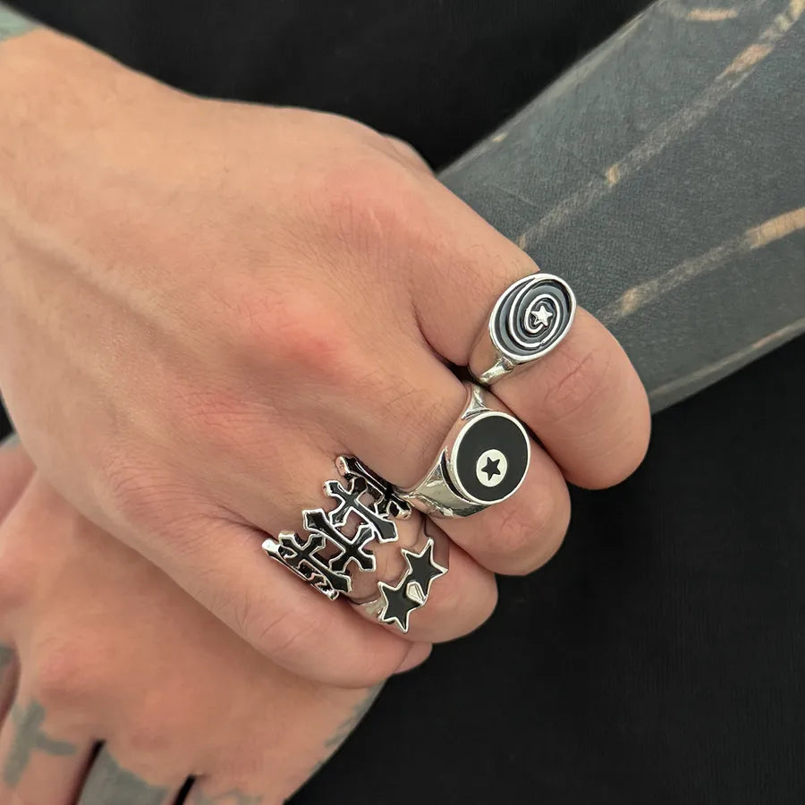 Elevate Your Style with the Men's Star Shaped Oil Drop Ring Set