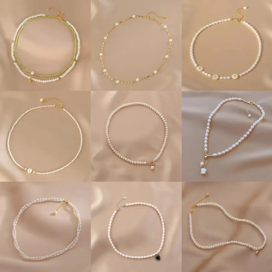 Elevate Your Style with the Sweet Geometric Mixed Materials Necklace