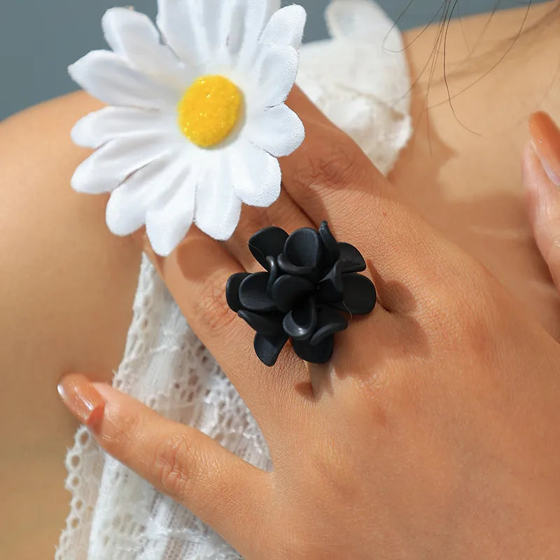 Discover the Elegance of Our 18K Real Gold Electroplated Acrylic Flower Open Ring