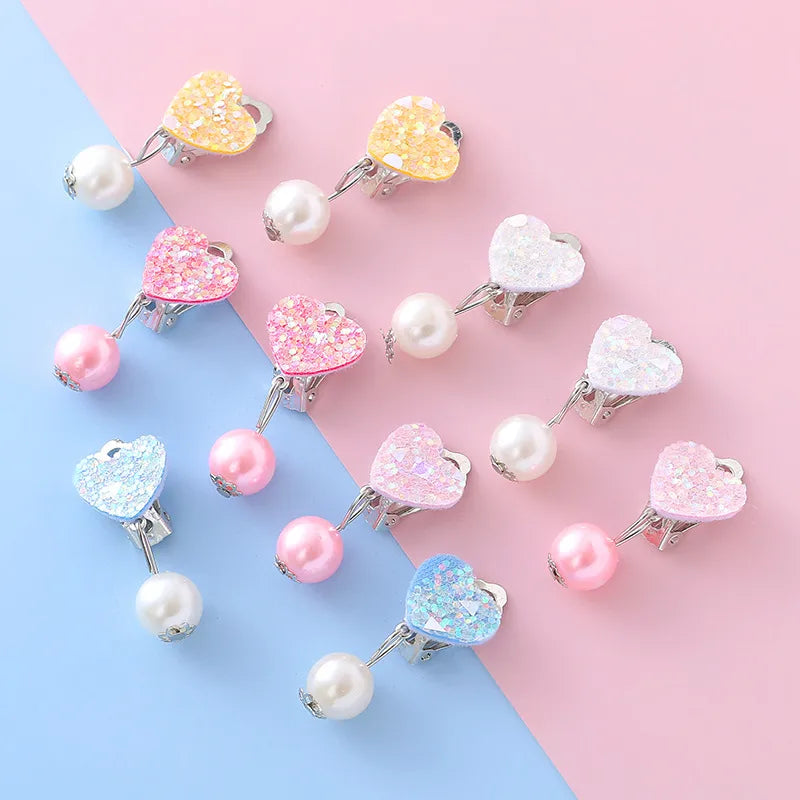 Discover the Elegance of Children's Earring Clasps: Heart-Shaped Pearl Pendants
