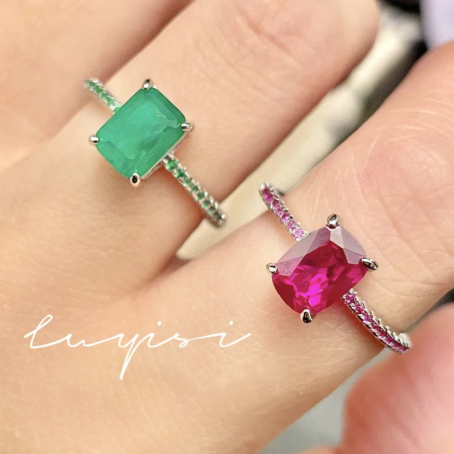 Elevate Your Style with the Elegant Simulated Emerald Ring