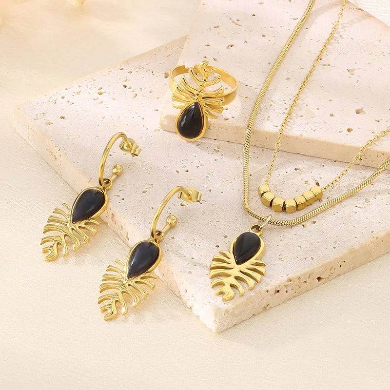 Discover the Elegance of Vintage Style Leaves Jewelry Set