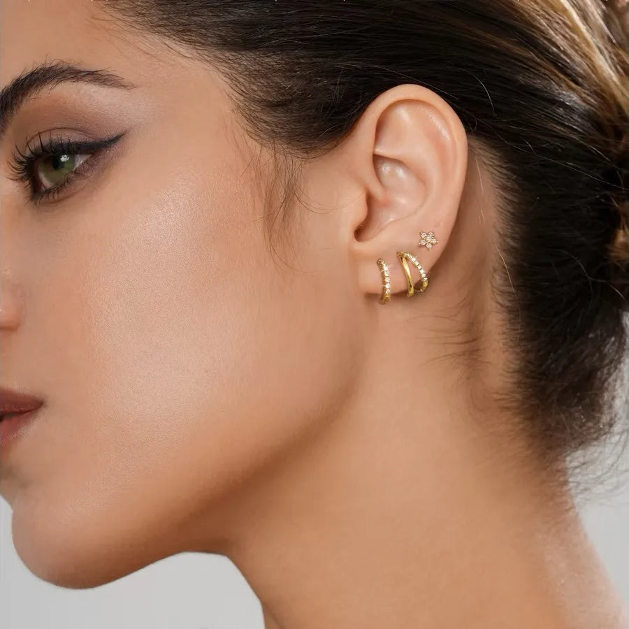 Discover Elegance: 18K Gold Plated Copper Four Leaf Earrings - The Ultimate Jewelry Set for Women