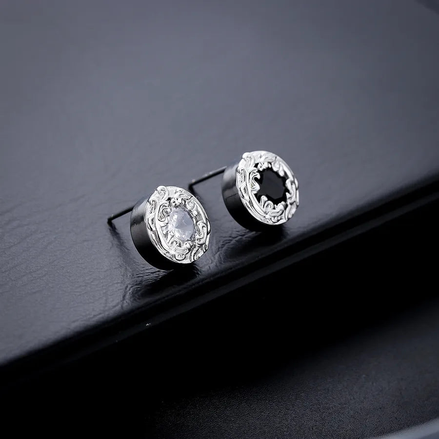 Discover the Elegance of Men's Micro Pave Zirconia Ear Clips