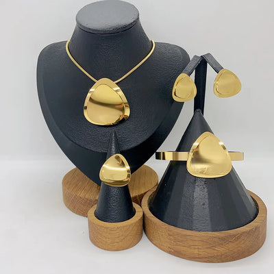 Trillion-cut Polished Jewelry Set for Women in 304 Stainless Steel with 18K Real Gold PVD Coated Plating and Snake Chain