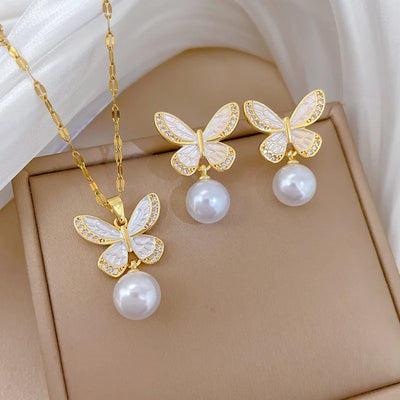 Animal Pattern Copper Necklace with Zircon Inlay and Long-Lasting 10K Real Gold Plated Finish, Featuring 0.03µm Thick Coffee Bean Chain