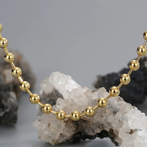 Elegant Gold Ball Necklace Fashionable Retro Design For Women Copper Alloy Spring Buckle Suitable For Various Occasions