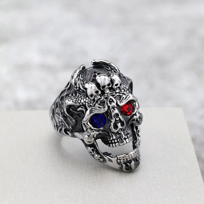 Retro Unisex Skull Ring in Steel Color, Made of Durable Titanium Steel for a Bold Statement
