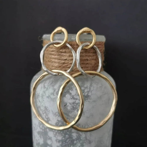 Trendy Retro Dual Color Round Large Ring Shaped Simple Women's Earrings Fashionable Alloy Geometric Pattern Hoop Earrings