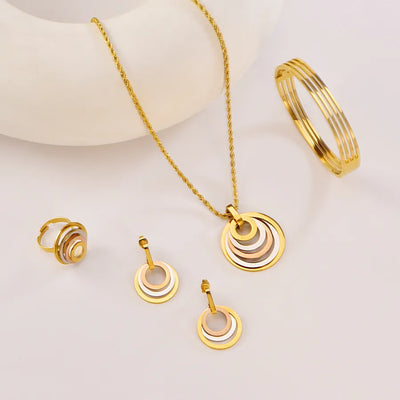 Trendy Tri-Color Ringed Sweater Chain High-End Non-Fading Three-In-One Bracelet Necklace Set For Women Stainless Steel Jewelry