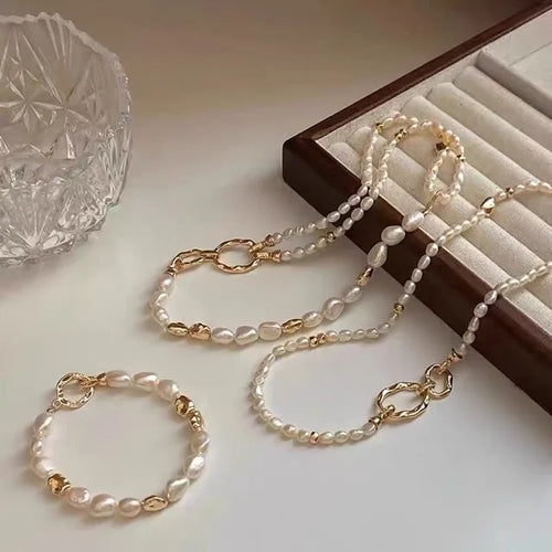 Retro Irregular Natural Baroque Pearl Necklace Elegant Multi-Wear Clavicle Chain Adjustable Sweater Set Chain Pearl White