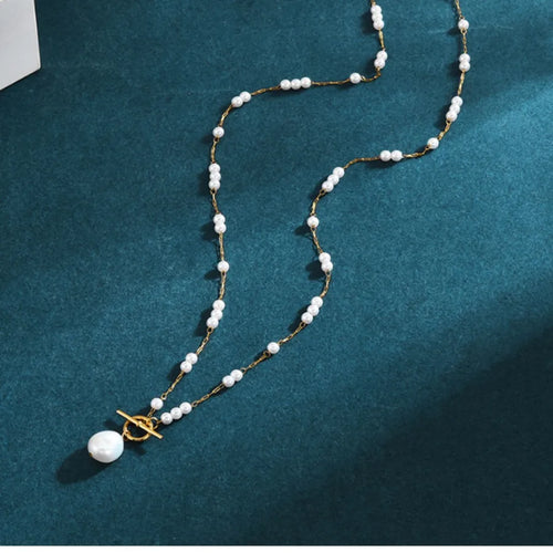 elegant simple style solid color freshwater pearl titanium steel 18k gold plated pendant necklace in bulk