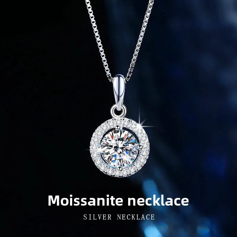 S925 Sterling Silver Necklace Radiant Round Moissanite Small Embedded Design Fashionable Commute Sparkling Clavicle Chain