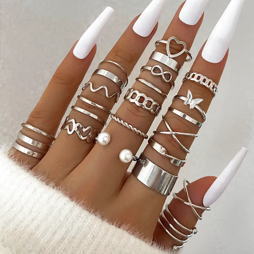 Retro Solid Color Plastic Iron Ferroalloy Inlay Artificial Pearls Women's Rings