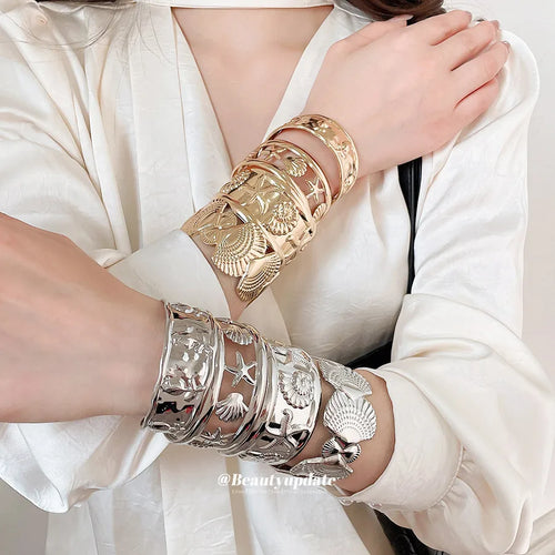 Luxurious Gold Conch Bangle for Women with Electroplated Iron Material
